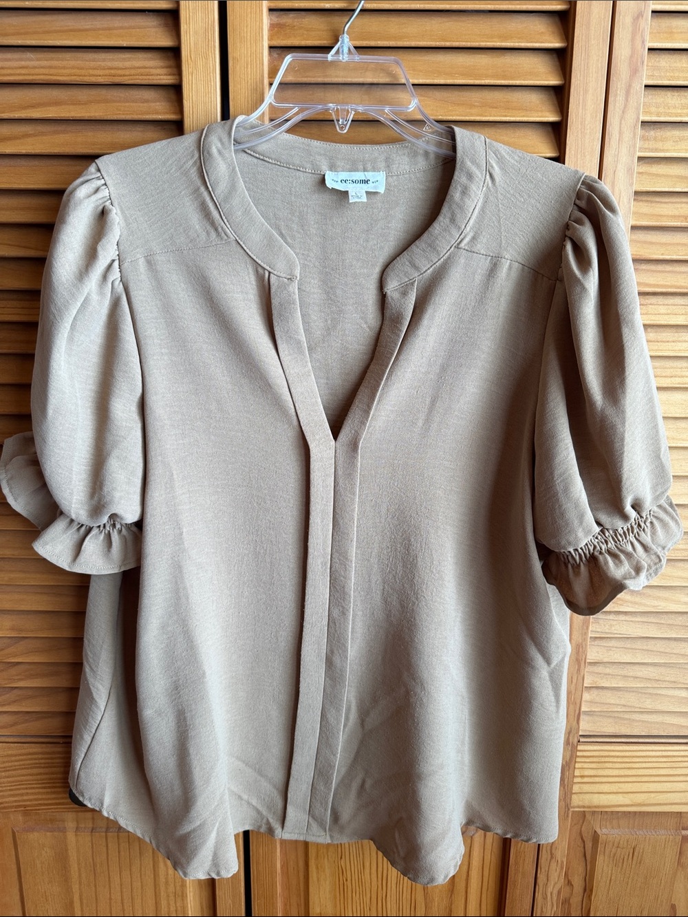 ee:some Women's Tan Puff Sleeve Blouse